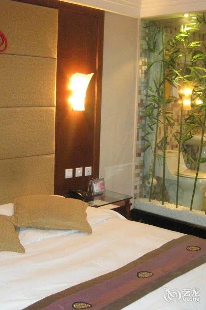Tianzhi Hotel Харбін Екстер'єр фото
